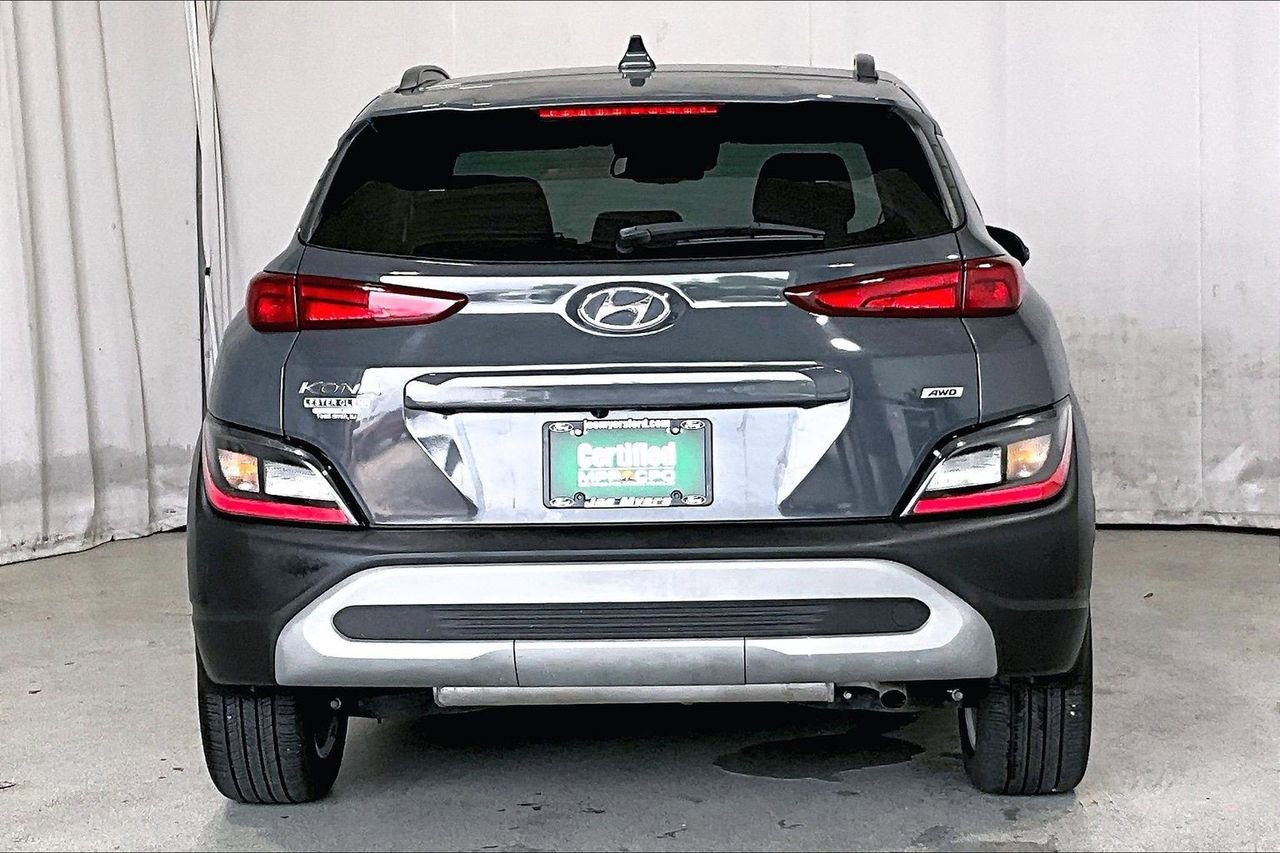 Used 2023 Hyundai Kona SEL AWD/4WD image 4