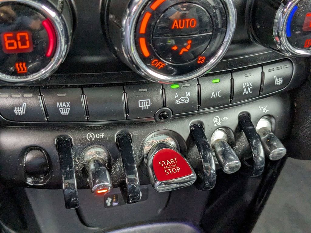 Used 2015 MINI Cooper S FWD image 26