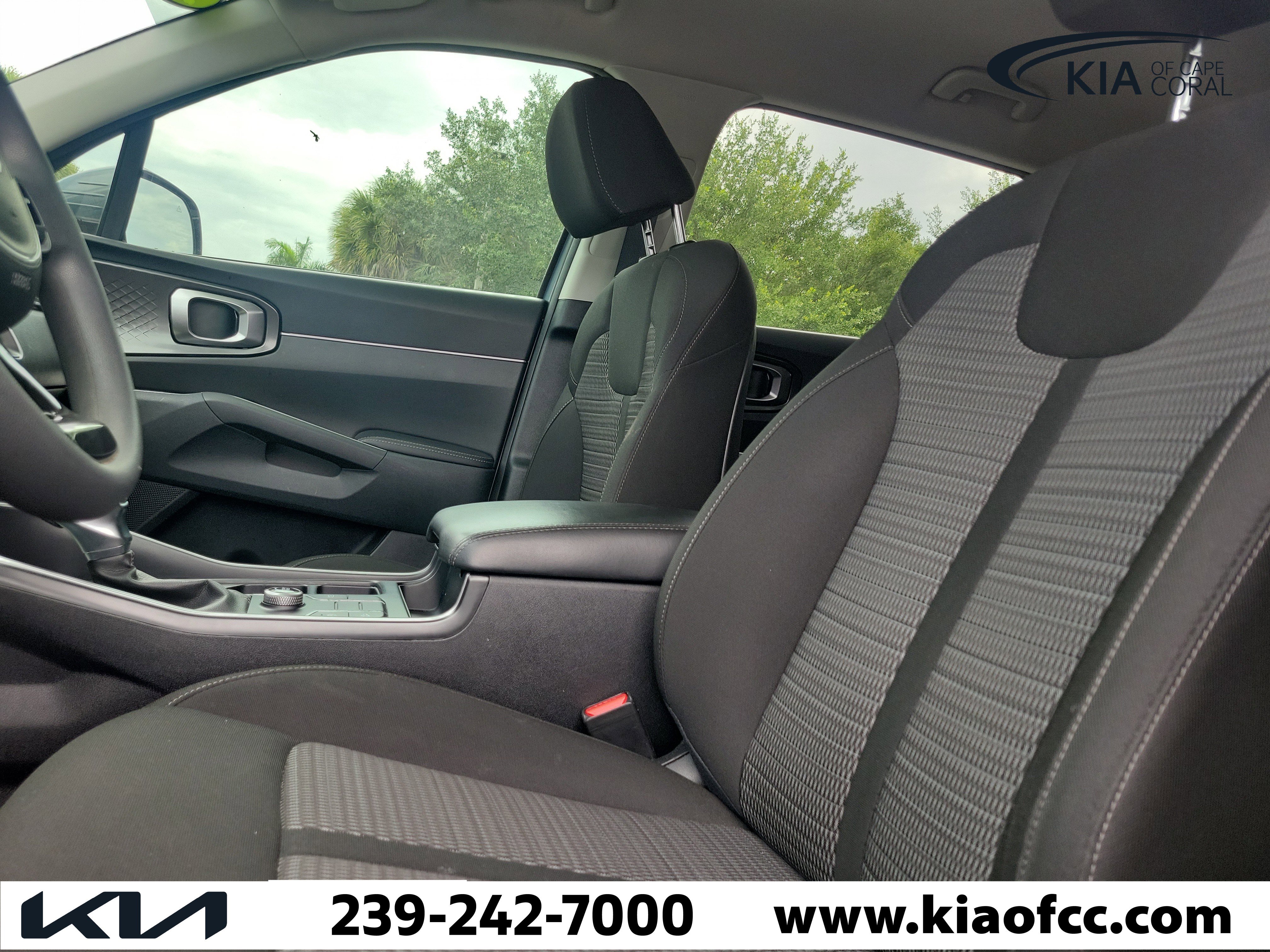 Certified 2023 Kia Sorento LX FWD image 26