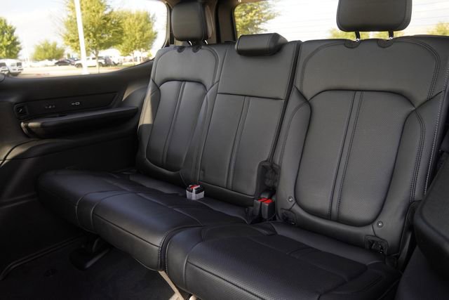 New 2025 Jeep Wagoneer Series III w/ Quick Order Package 25C Super image 15