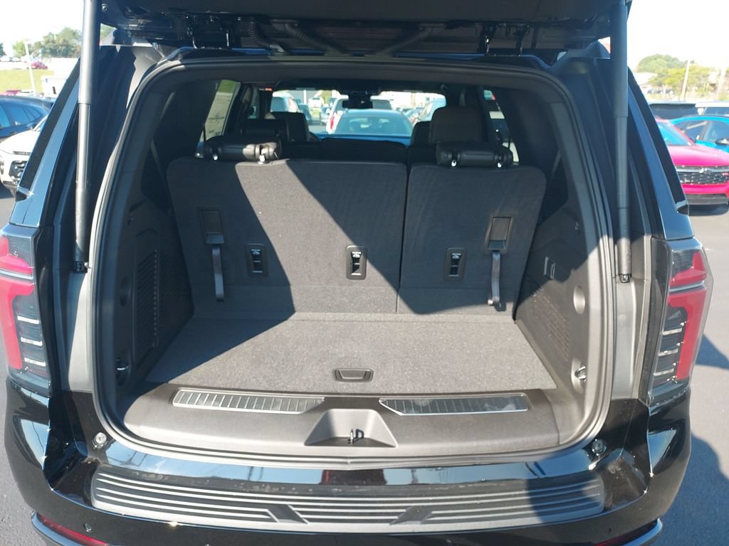 New 2026 Chevrolet Tahoe RST w/ Sun And Tow Package AWD/4WD image 9