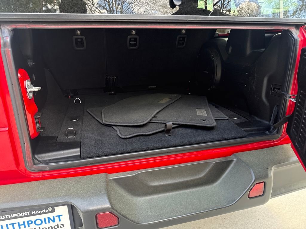 Used 2018 Jeep Wrangler Unlimited Rubicon image 27