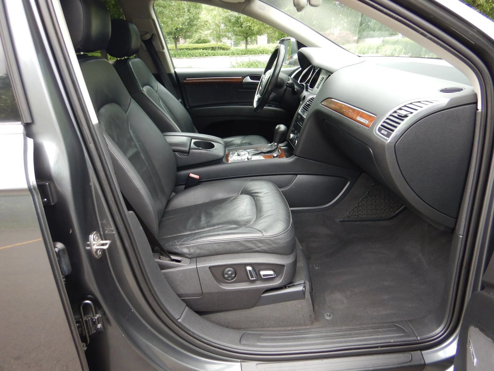 Used 2011 Audi Q7 3.0T Premium Plus AWD/4WD image 18