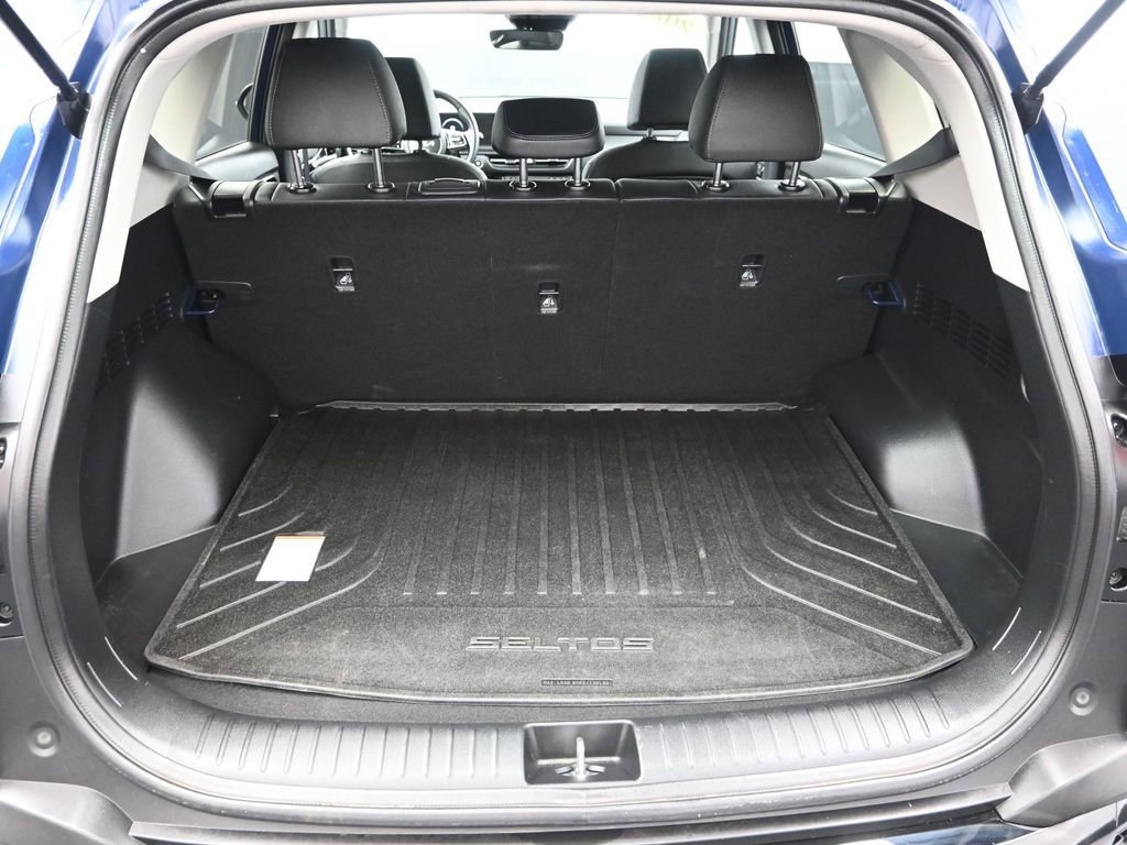 Certified 2024 Kia Seltos EX image 18