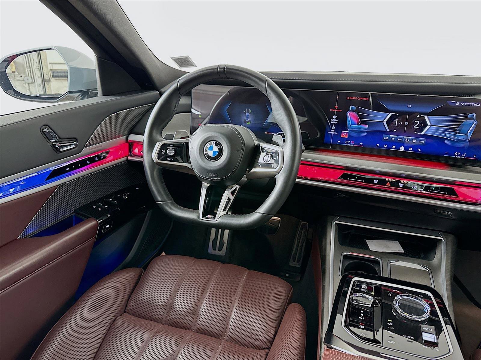 Used 2023 BMW 760i xDrive image 24