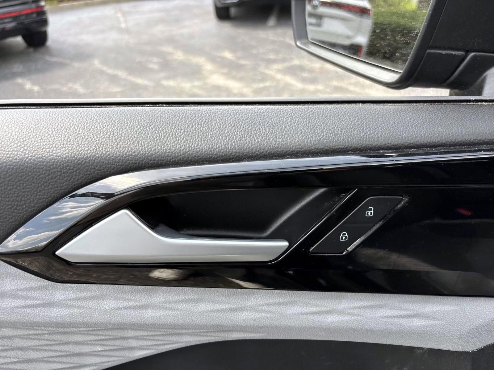 Used 2023 Volkswagen Taos S FWD image 10