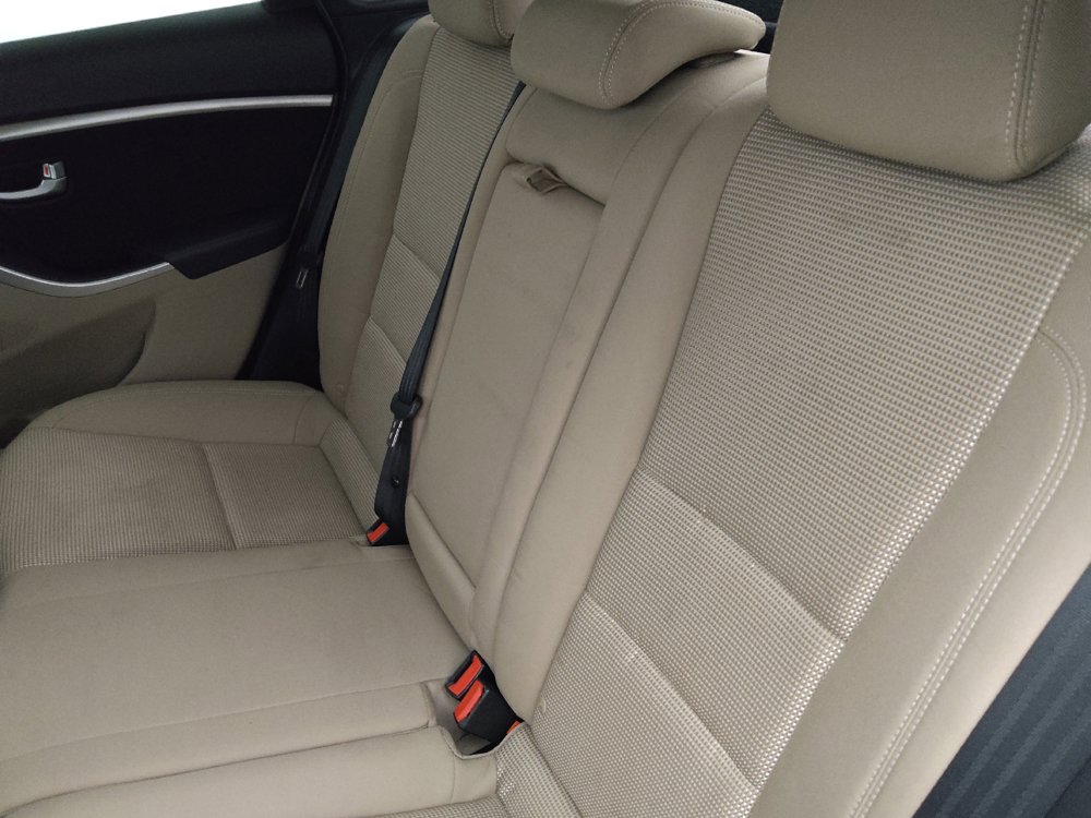 Used 2014 Hyundai Elantra GT FWD image 18
