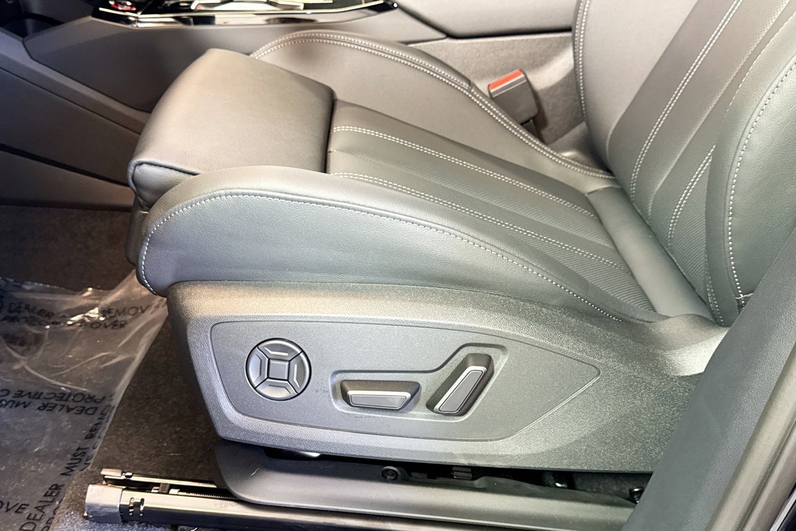 New 2027 Audi SQ6 e-tron Premium Plus AWD/4WD image 16
