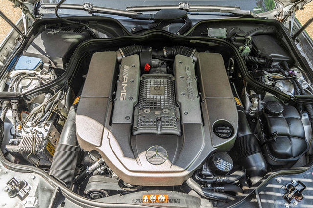 Used 2005 Mercedes-Benz E 55 AMG Sedan image 20
