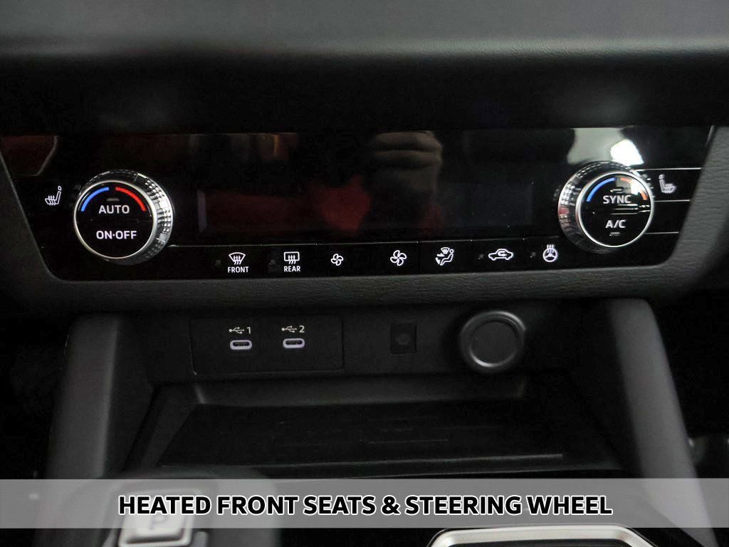 New 2026 Mitsubishi Outlander SE image 9