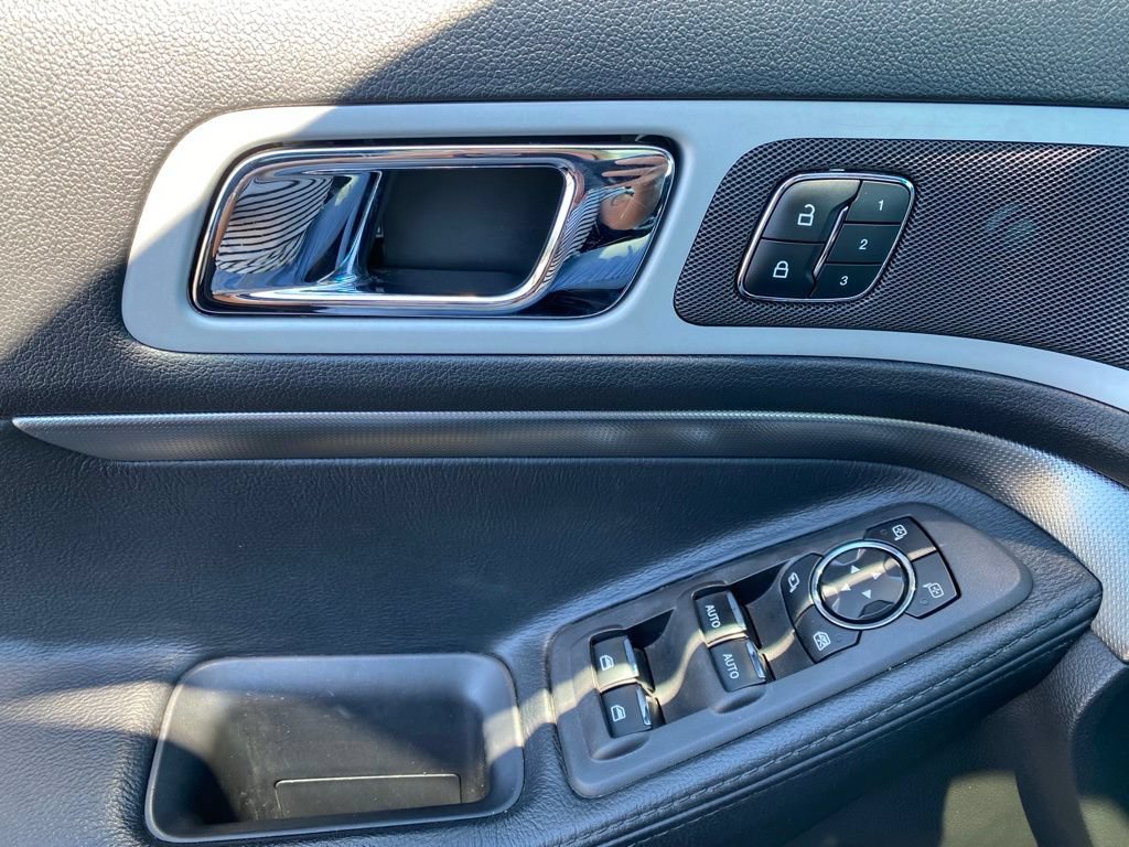 Used 2014 Ford Explorer Sport AWD/4WD image 14