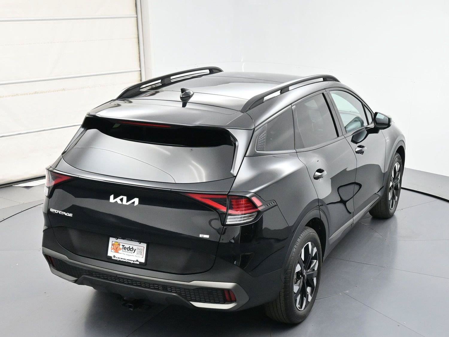 Used 2024 Kia Sportage X-Line w/ X-Line Premium Package AWD/4WD image 32