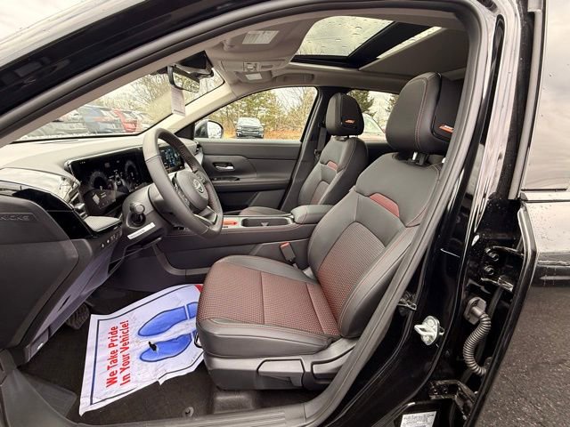 New 2026 Nissan Kicks SR w/ SR Premium Package image 12
