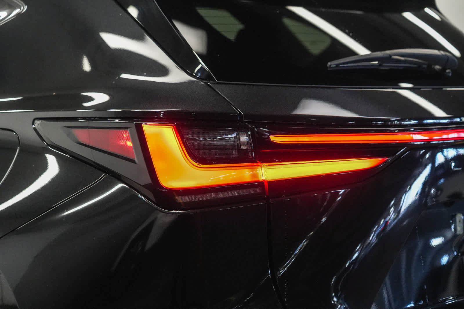 Used 2026 Lexus NX 350h AWD w/ Accessory Package (Z2) image 7