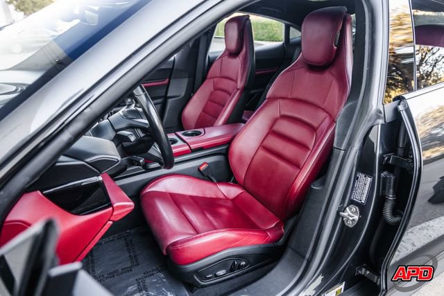 Used 2021 Porsche Taycan 4S w/ Premium Package image 4