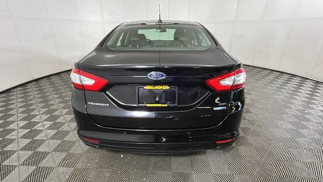 Used 2016 Ford Fusion SE w/ Equipment Group 202A AWD/4WD image 3