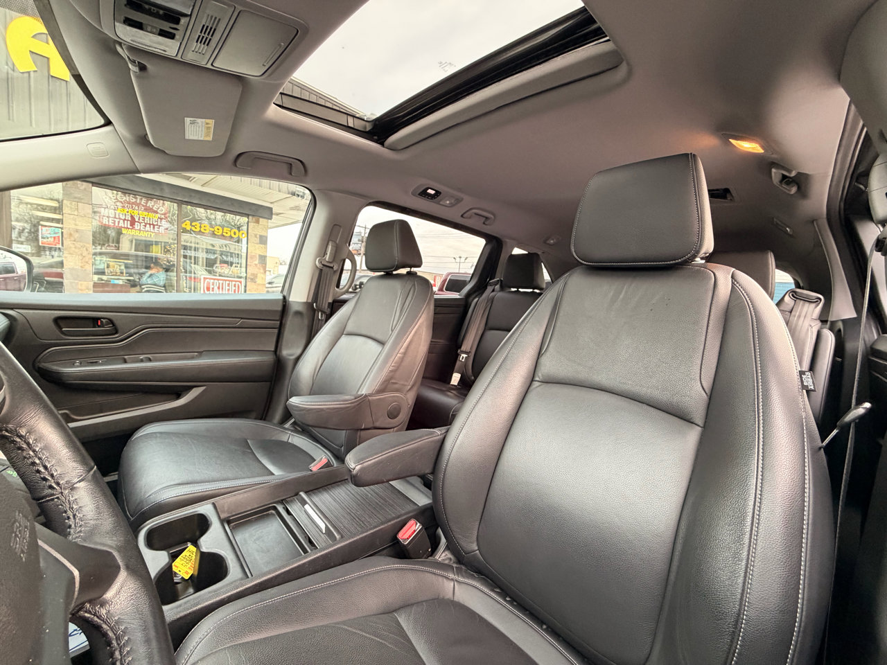 Used 2023 Honda Odyssey EX-L image 12