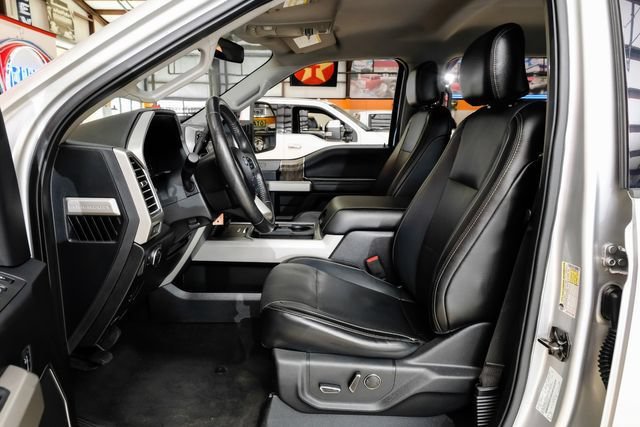 Used 2017 Ford F250 Lariat w/ Lariat Value Package AWD/4WD image 6