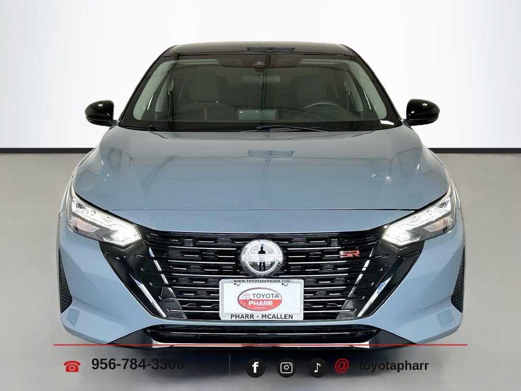 Used 2025 Nissan Sentra SR w/ Midnight Edition FWD image 2