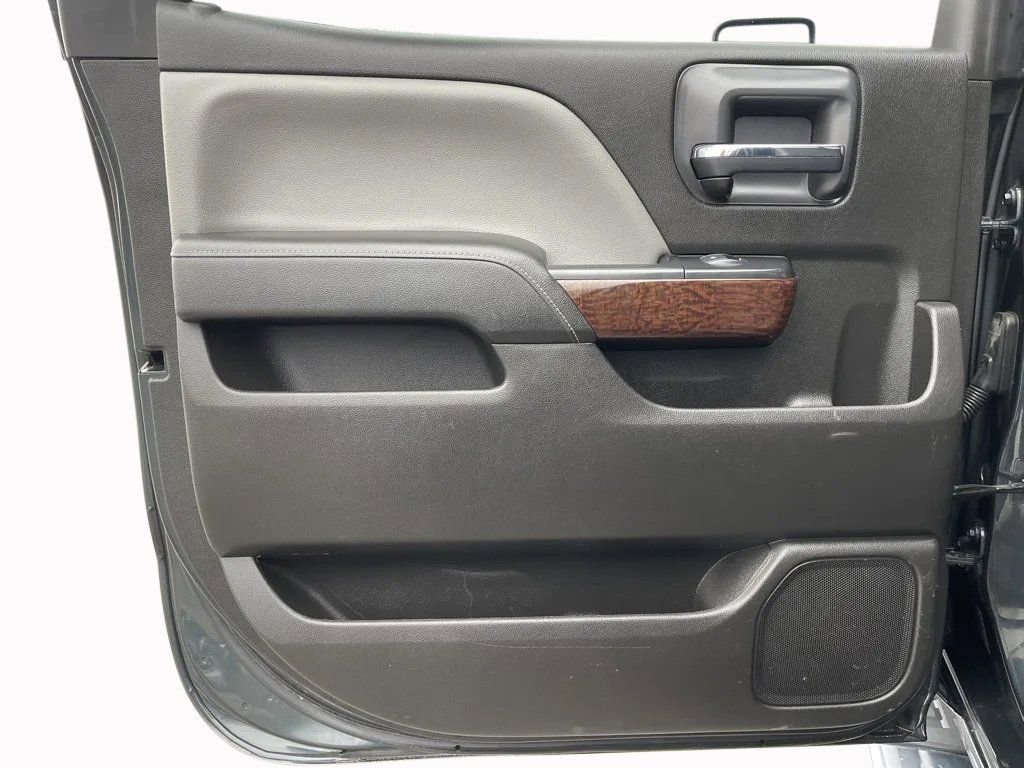 Used 2019 GMC Sierra 2500 SLT image 16