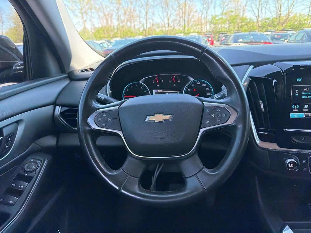 Used 2018 Chevrolet Traverse LT image 12