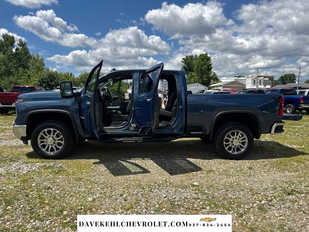 Used 2024 Chevrolet Silverado 2500 LTZ w/ LTZ Plus Package AWD/4WD image 11