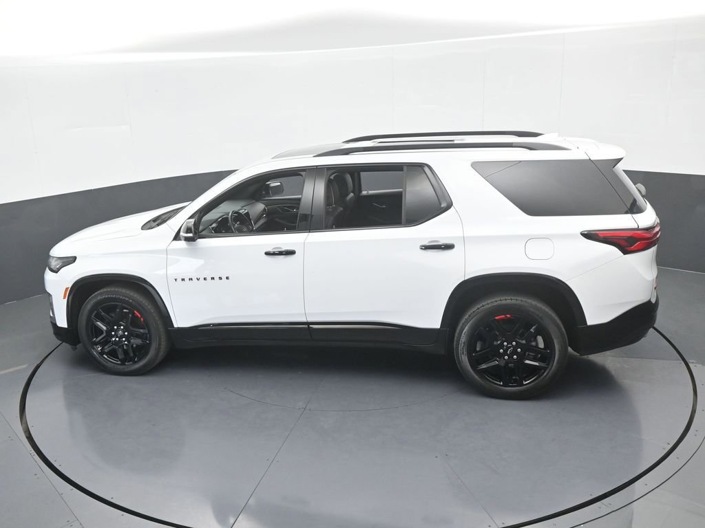 Used 2023 Chevrolet Traverse Premier w/ Redline Edition image 61