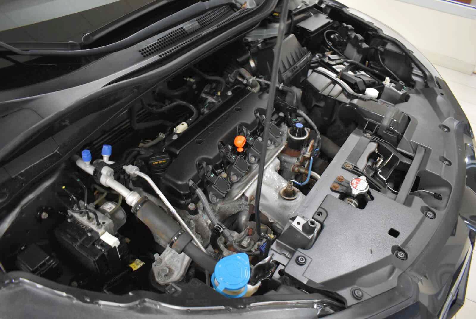 Used 2018 Honda HR-V EX image 30