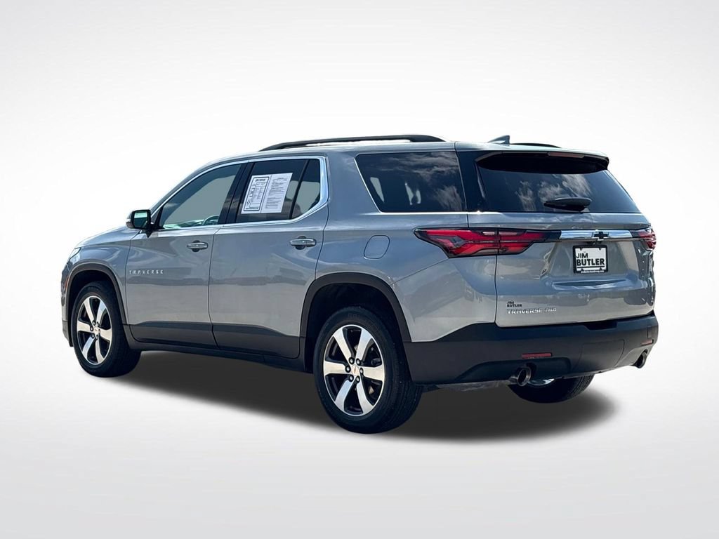 Used 2023 Chevrolet Traverse LT w/ LT Premium Package AWD/4WD image 5