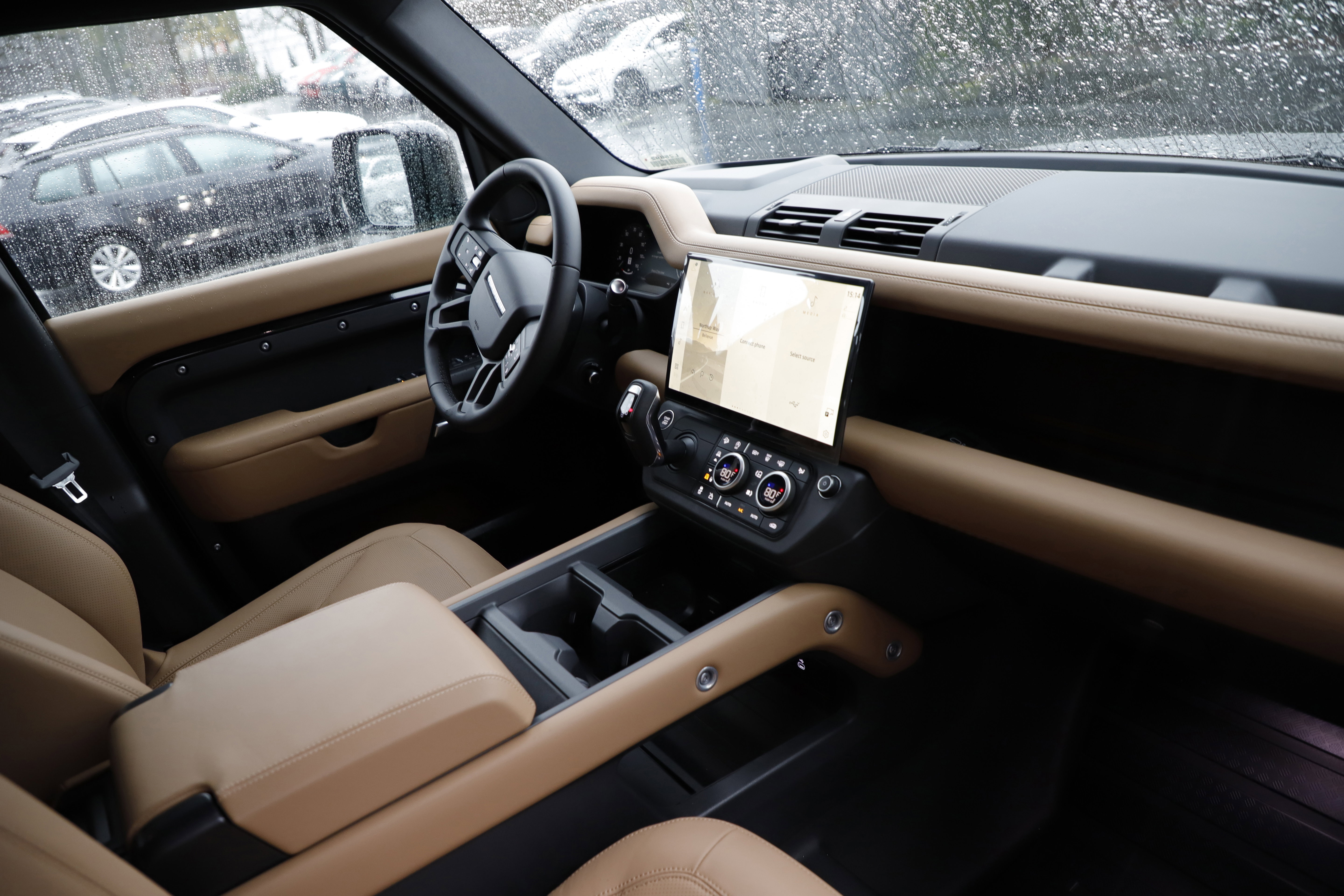 New 2026 Land Rover Defender 110 X-Dynamic SE image 13