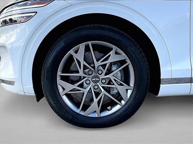 Used 2025 Genesis GV70 2.5T w/ Select Package image 8