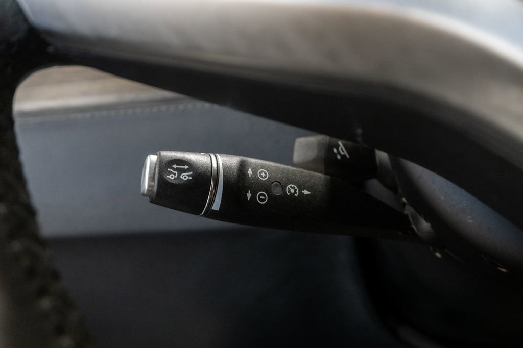 Used 2015 Tesla Model S 85D image 12