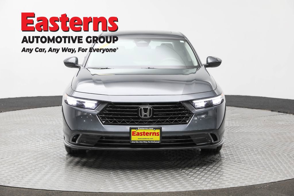 Used 2024 Honda Accord EX image 2