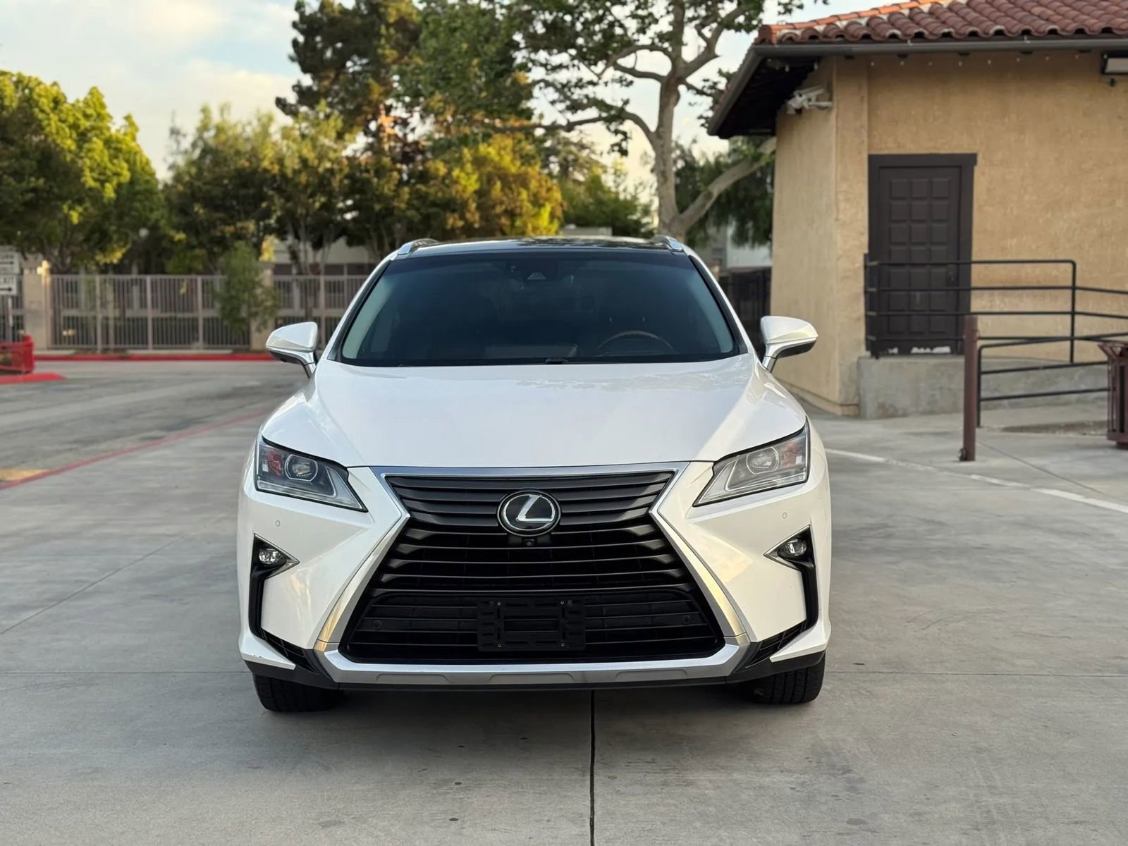 Used 2017 Lexus RX 350 FWD w/ Premium Package image 2