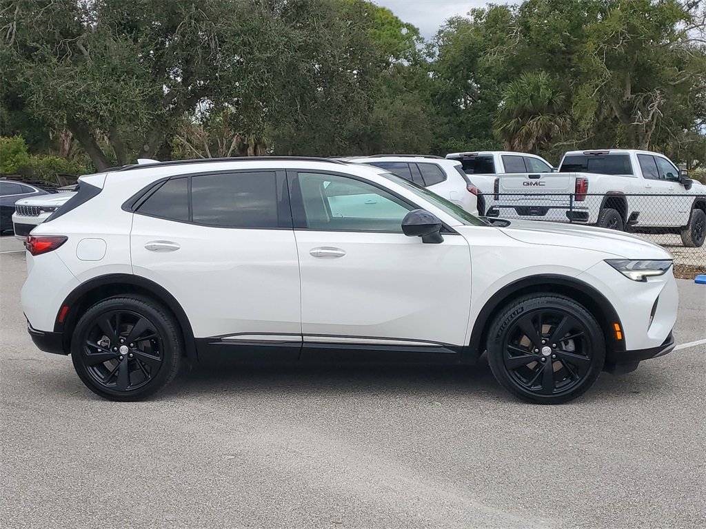 Certified 2021 Buick Envision Essence w/ Technology Package I image 3