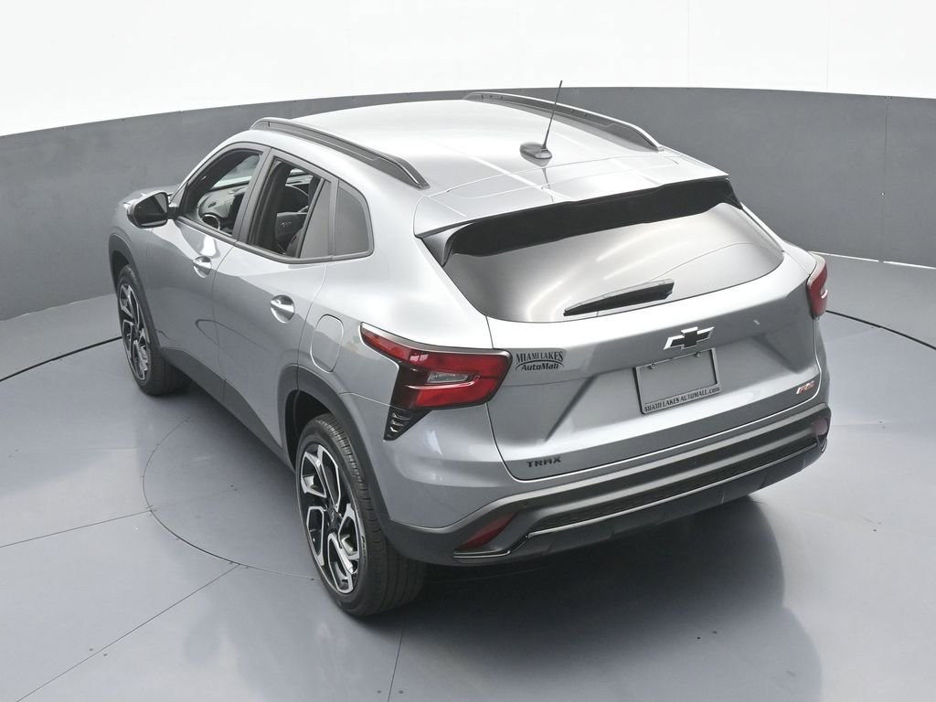 Used 2025 Chevrolet Trax RS w/ Driver Confidence Package image 48