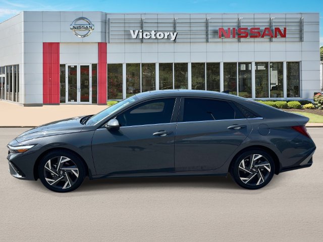 Used 2024 Hyundai Elantra SEL w/ Convenience Package FWD image 6