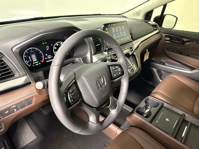 New 2026 Honda Odyssey Touring image 15