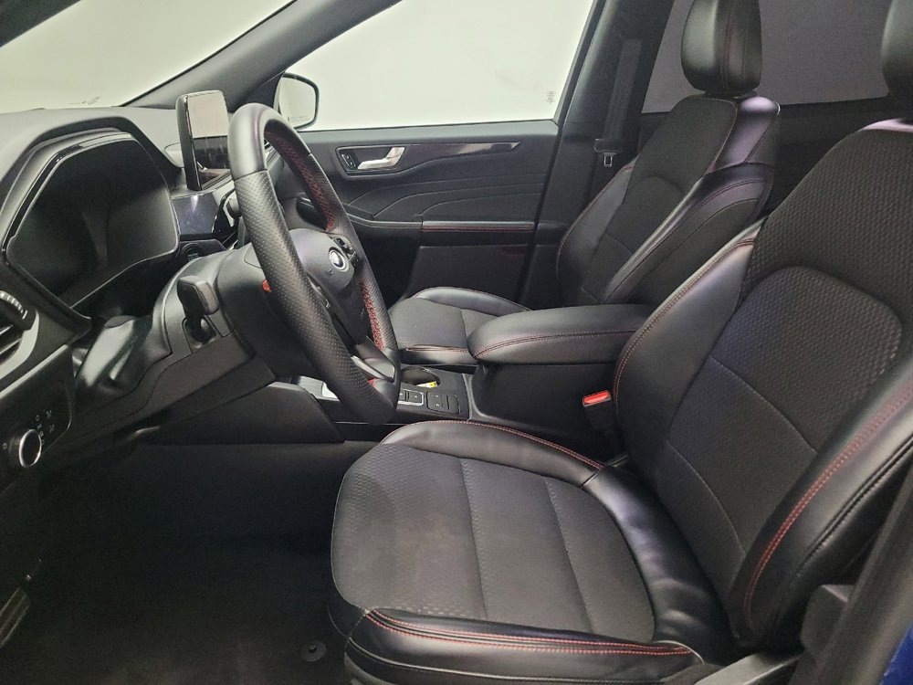 Used 2023 Ford Escape ST-Line image 17