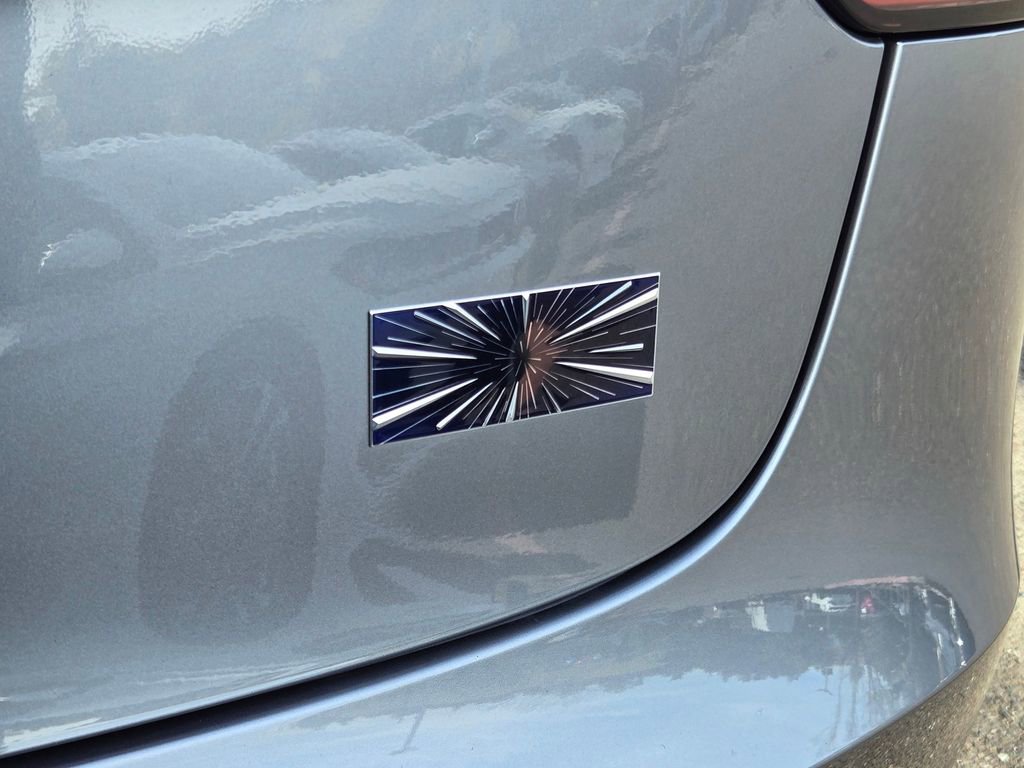 Used 2024 Tesla Model 3 Performance image 10