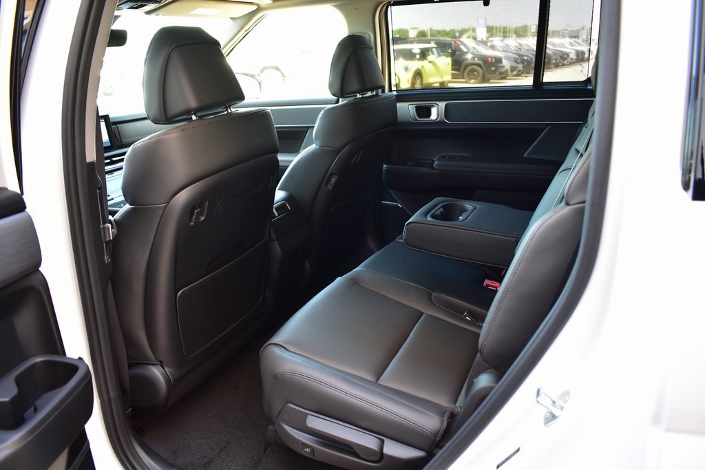 New 2025 Hyundai Santa Fe Limited image 24