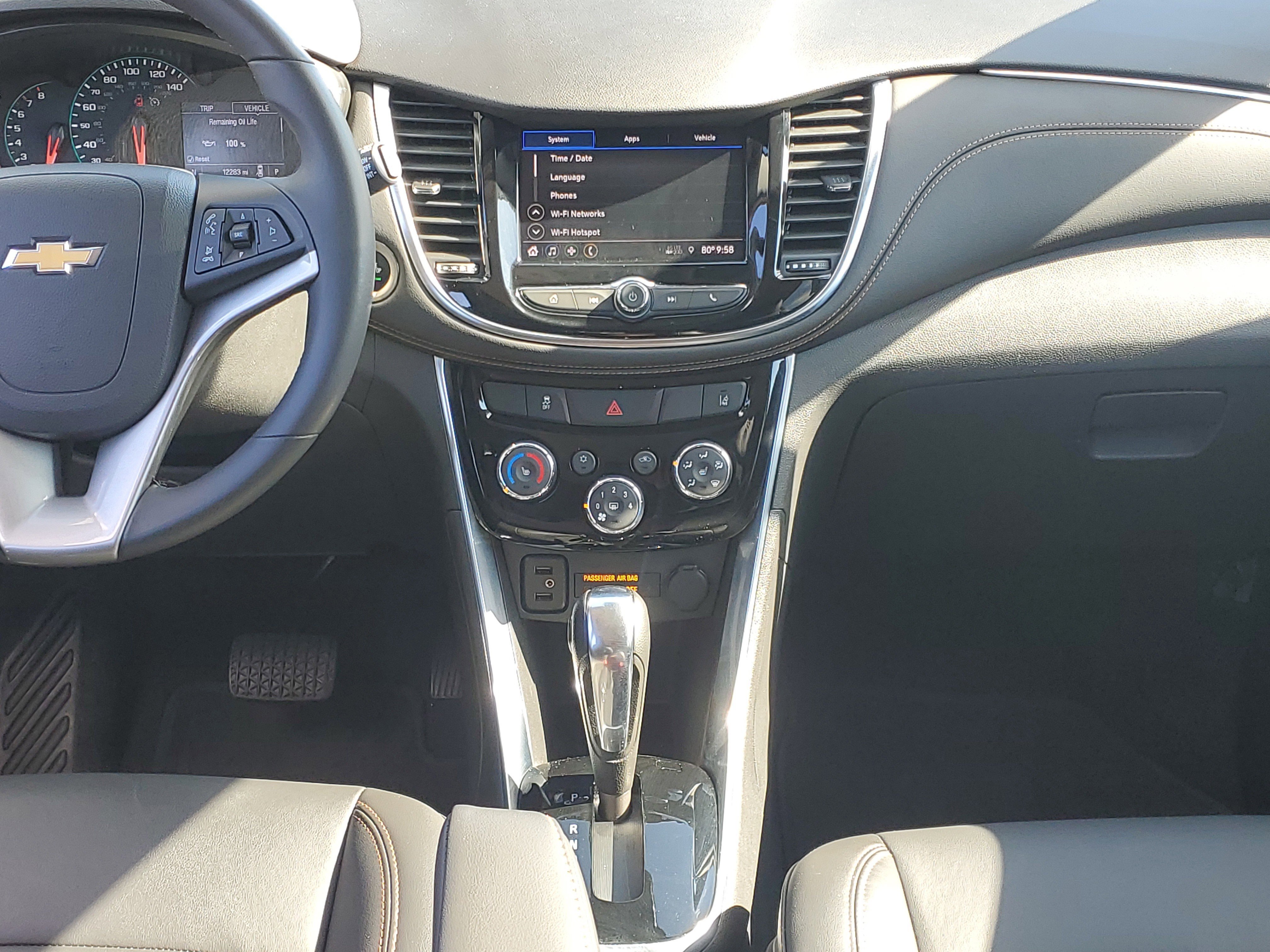 Used 2020 Chevrolet Trax Premier FWD image 14