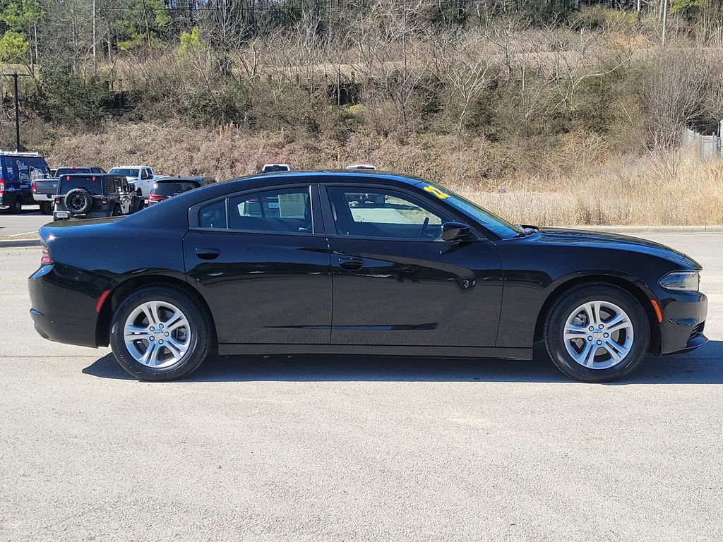 Used 2022 Dodge Charger SXT w/ Leather Interior Group image 3