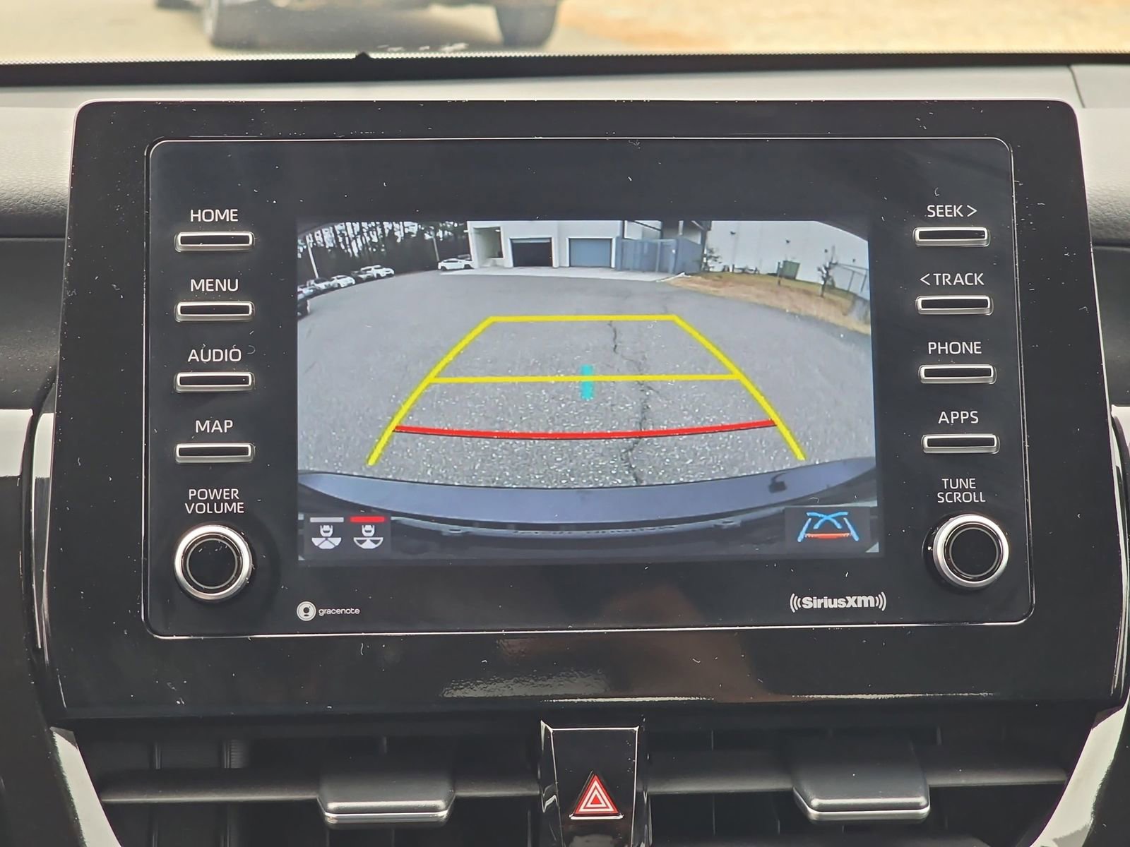 Used 2024 Toyota Camry SE image 28