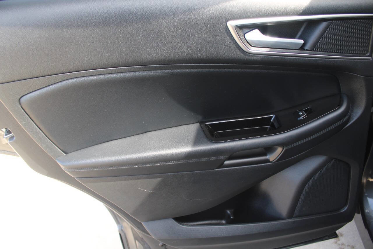 Used 2016 Ford Edge SEL w/ Equipment Group 201A image 15