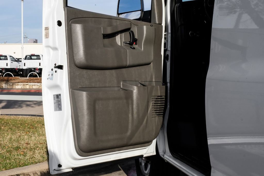 Used 2022 Chevrolet Express 2500 Extended w/ Driver Convenience Package image 36