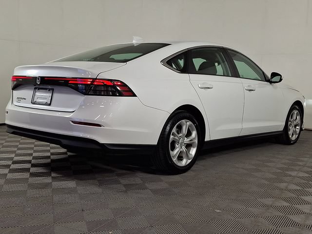 Used 2023 Honda Accord LX image 9