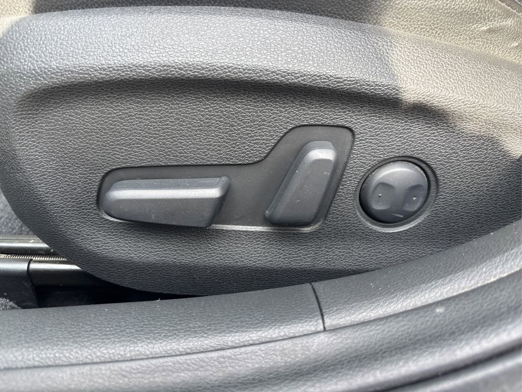 Used 2018 Hyundai Sonata Sport w/ Cargo Package image 34