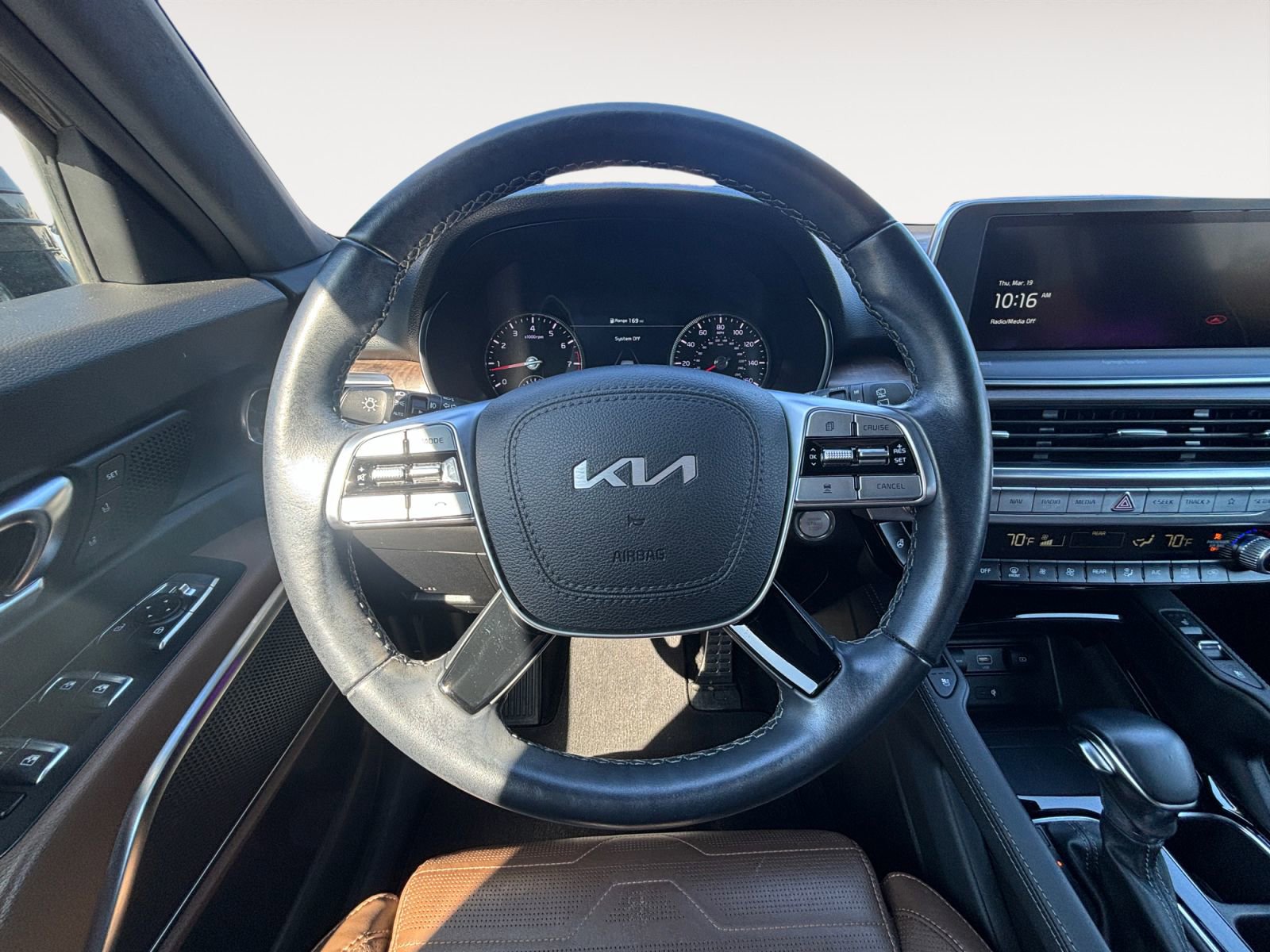 Used 2022 Kia Telluride SX w/ SX Prestige Package image 12
