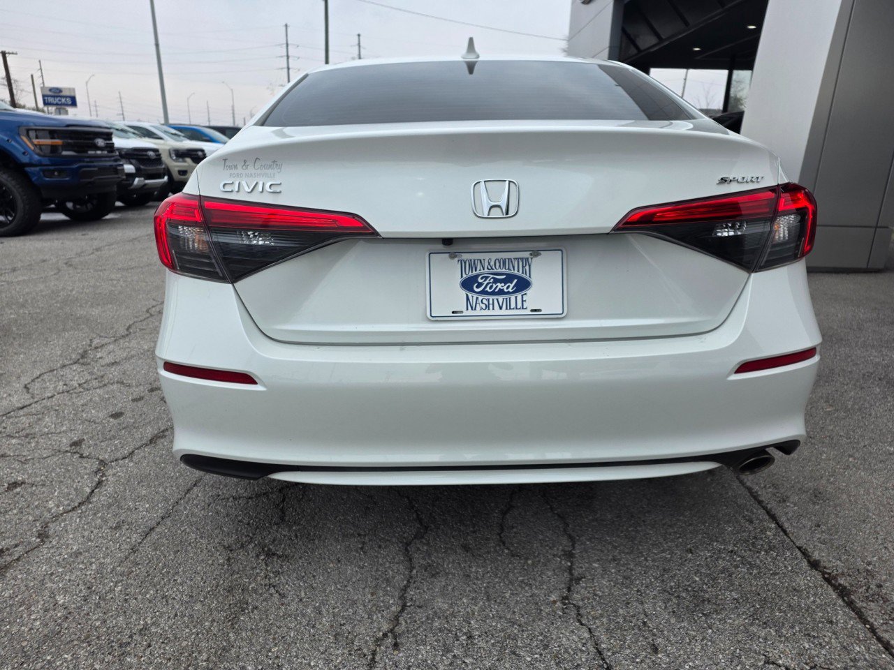 Used 2023 Honda Civic Sport image 5